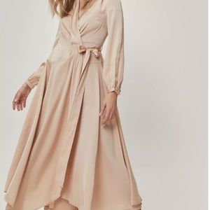 Nasty gal make your entrance